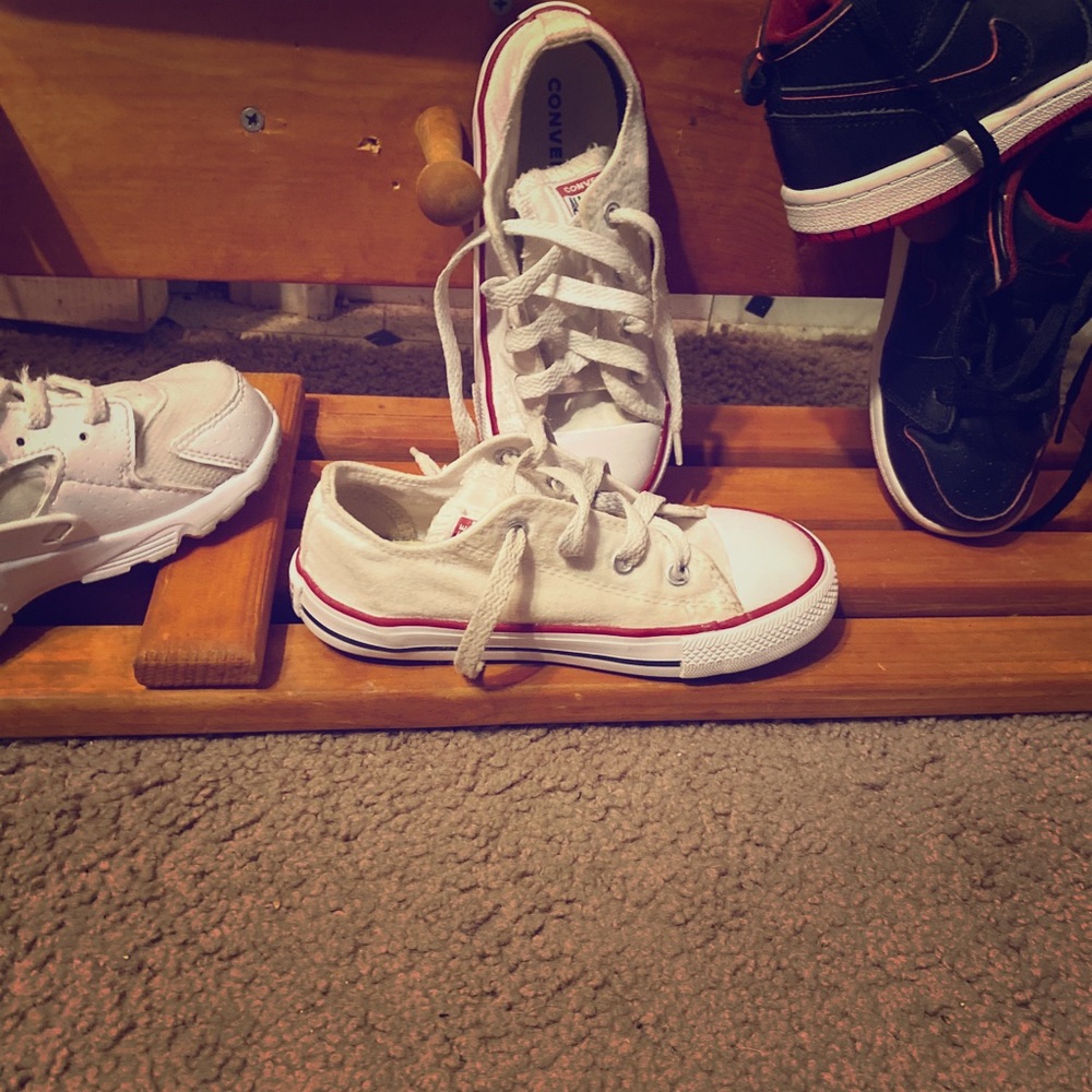 White converse
